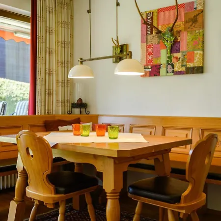 Alpenstyle Apartment Garmisch-Partenkirchen